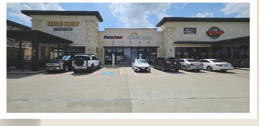 Retail property in Texas — Multi-Tenant Retail Strip Center